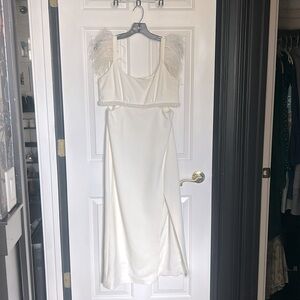 Mini Taliah Feather Sleeveless Dress with Pearl Detailing